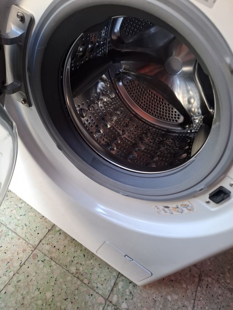 Máquina de lavar/secar roupa lg