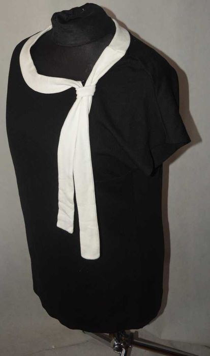 Elastyczna sukienka Alba Moda 44/46