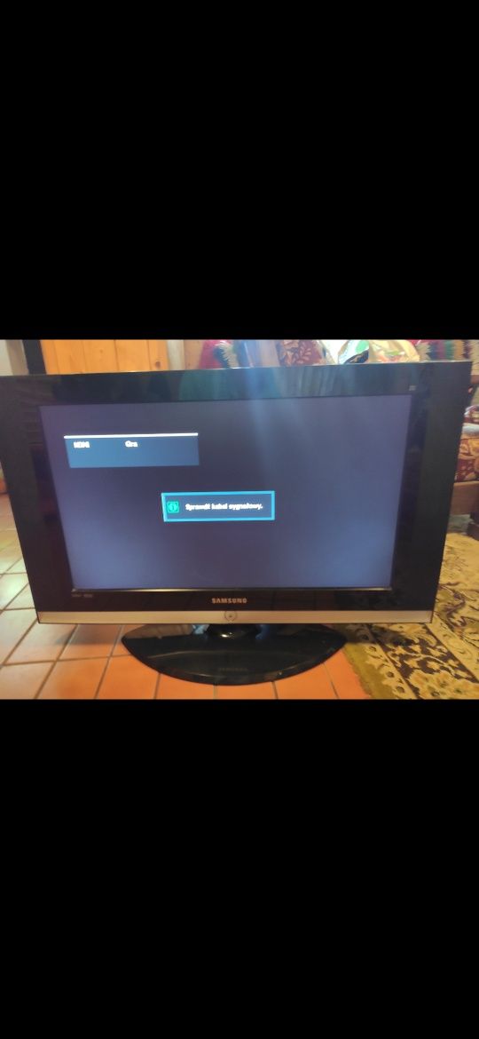 Telewizor Samsung LCD 30 cali
