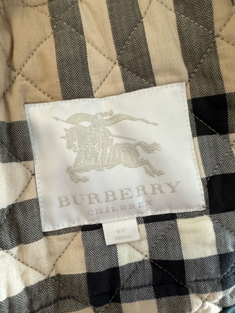 Burberry куртка ветровка zara