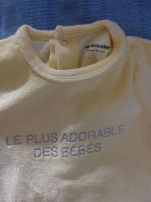 Babygrow de veludo amarelo dos 6 aos 9 meses da Verbaudet