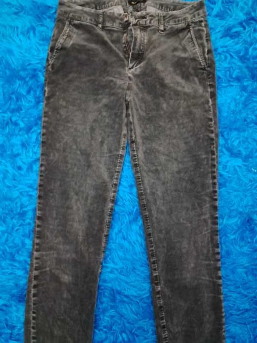 Calcas de ganga da massimo dutti