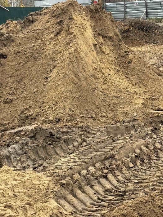 Підсипка супісь пісок доставка