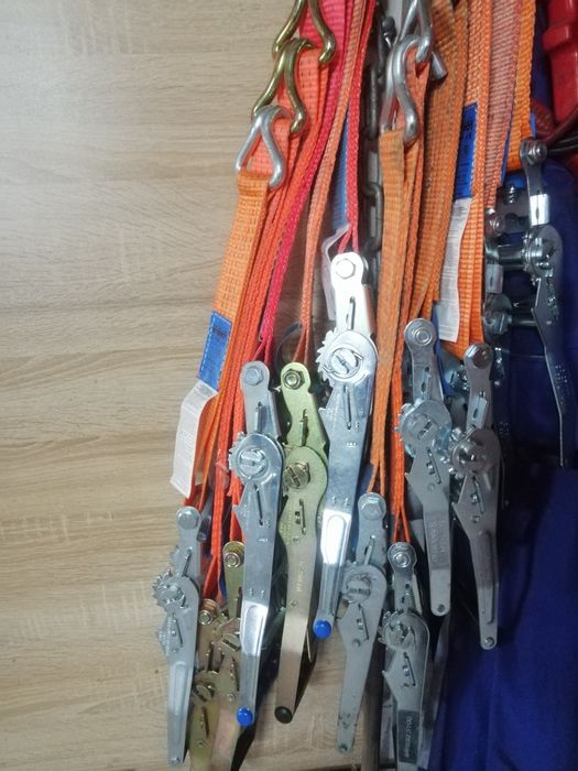 Pasy transportowe, mocujace