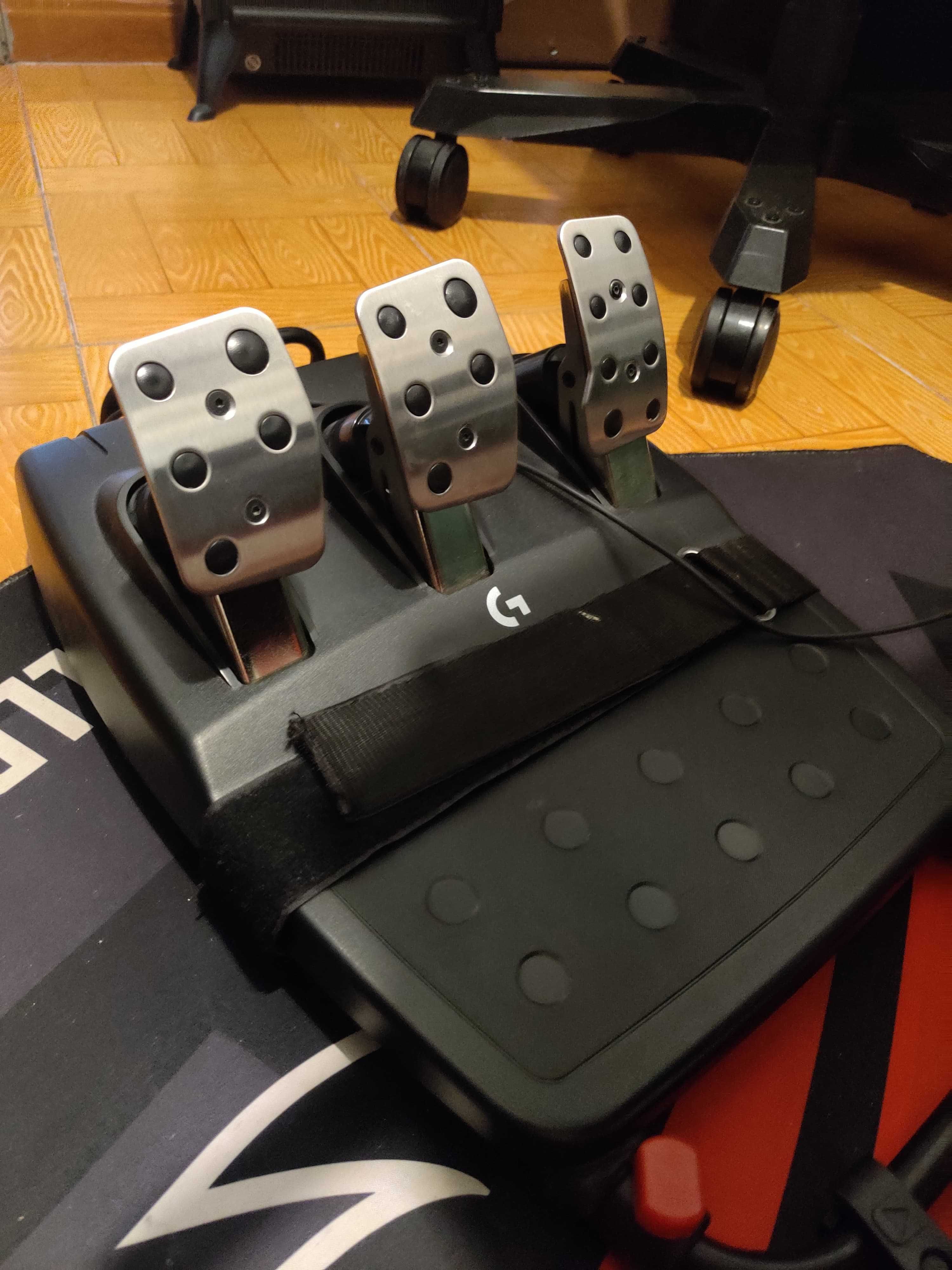 Logitech G923 + Shifter