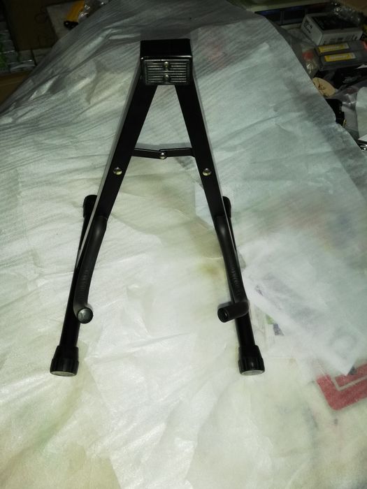 Suporte de descanso para guitarra ou outros cordofones