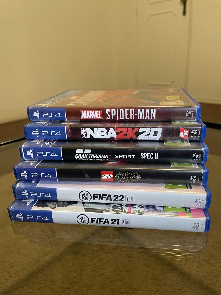 Jogos PS4 Originais-Em ótimo estado