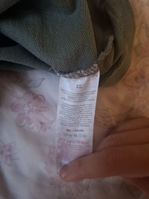 Bluza bez kaptura zielona damska