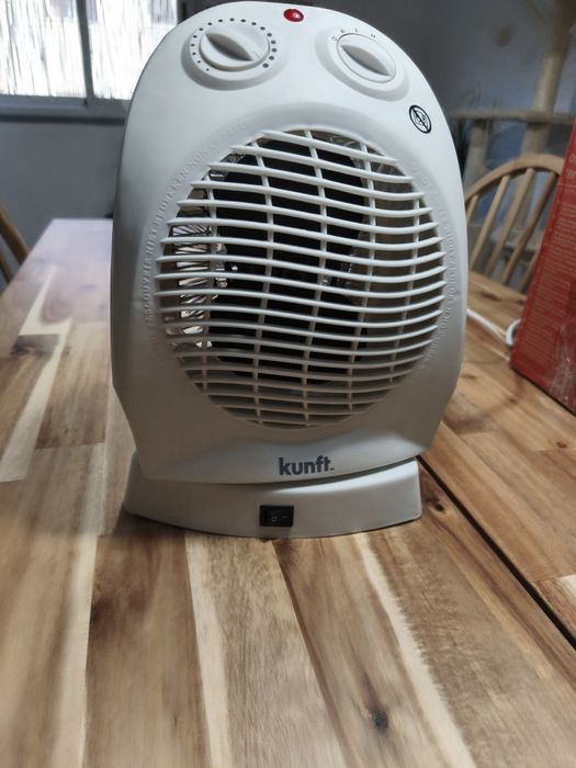 Ventilador ventoinha e ar quente novo ler anúncio