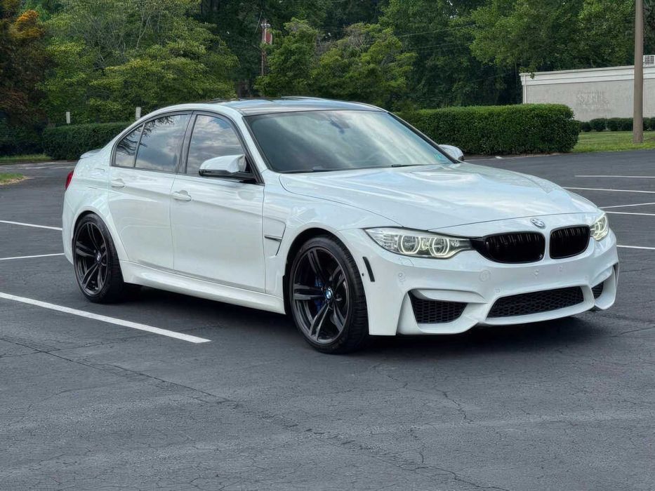 BMW M3      2017