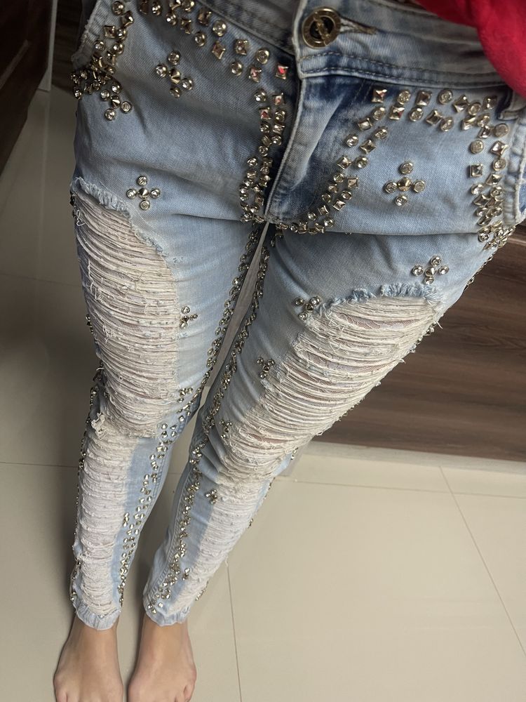 Biżuteryjne jeansy dshe Rozm 30 boyfriend luxe