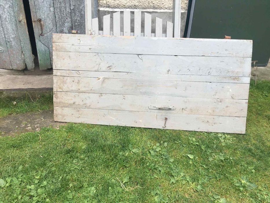 Продам двері до стайні(хліва)