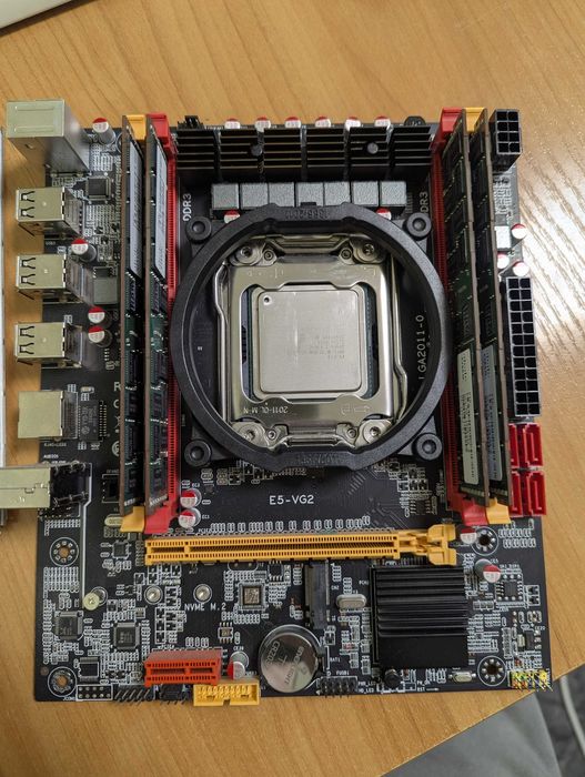 Intel Xeon E5-2670 (8/16) + MB E5-VG2 (LGA 2011) + 4x8GB DDR3 RAM