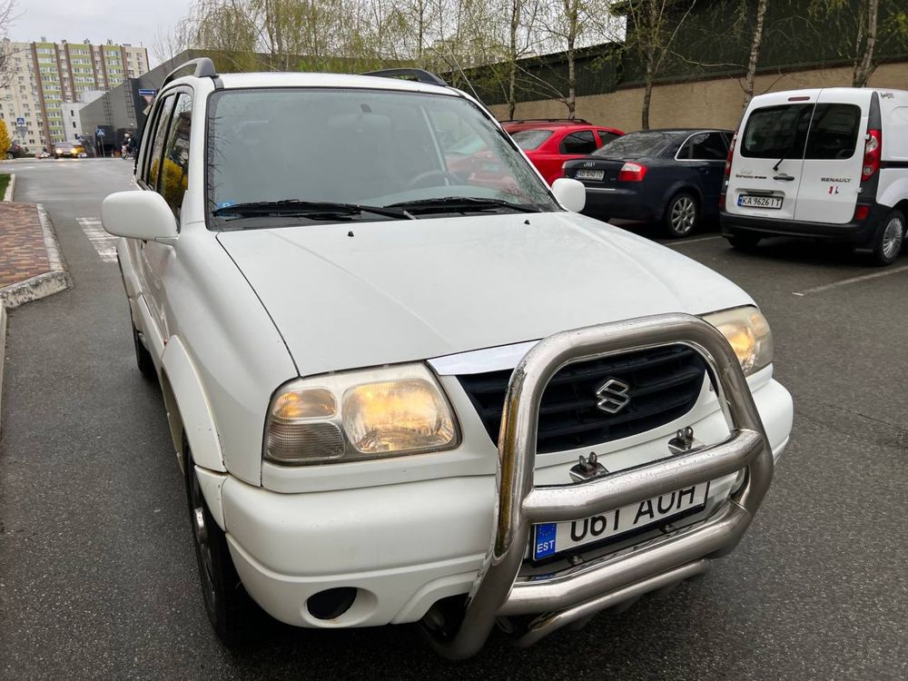 Разборка Сузуки Гранд Витара 2003г 2.0д разборка Suzuki Grand Vitara
