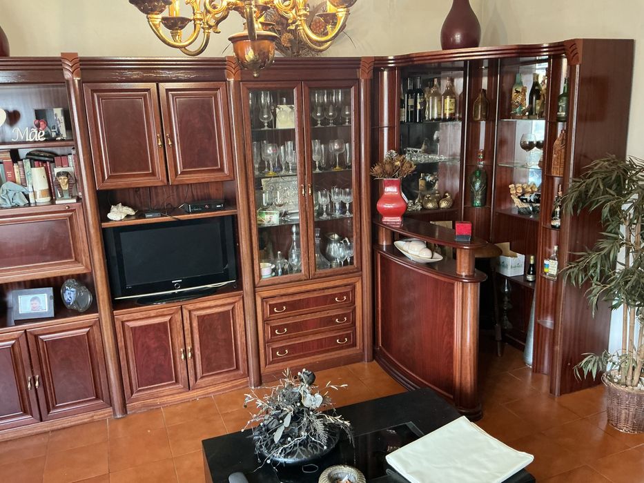 Movel de sala com iluminacao