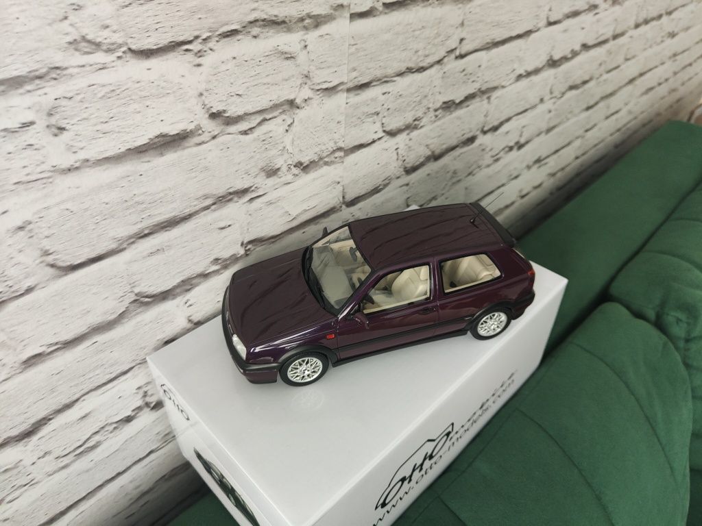 Volkswagen Golf III VR6 syncro 1:18 otto