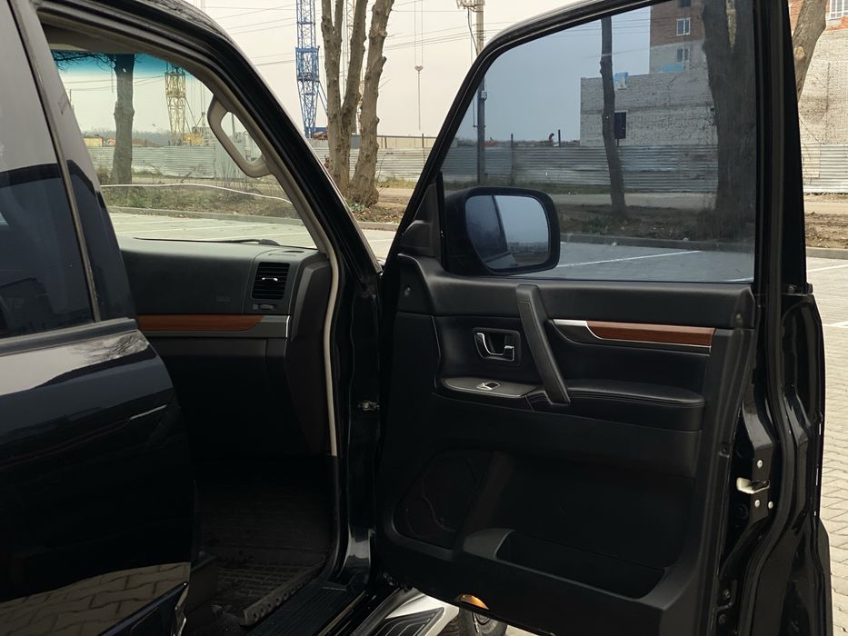 Продам Pajero Wagon 4