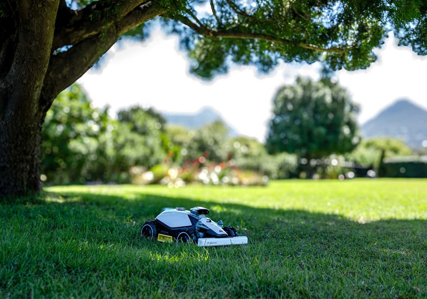 Robot koszący MAMMOTION LUBA mini AWD 800 (model 2025)