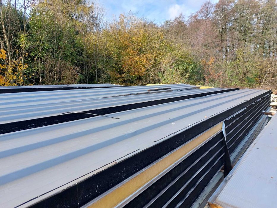 Płyty warstwowe dachowe oraz elewacyjne