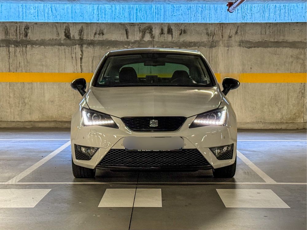 Seat Ibiza FR 2.0l (135€ mes)