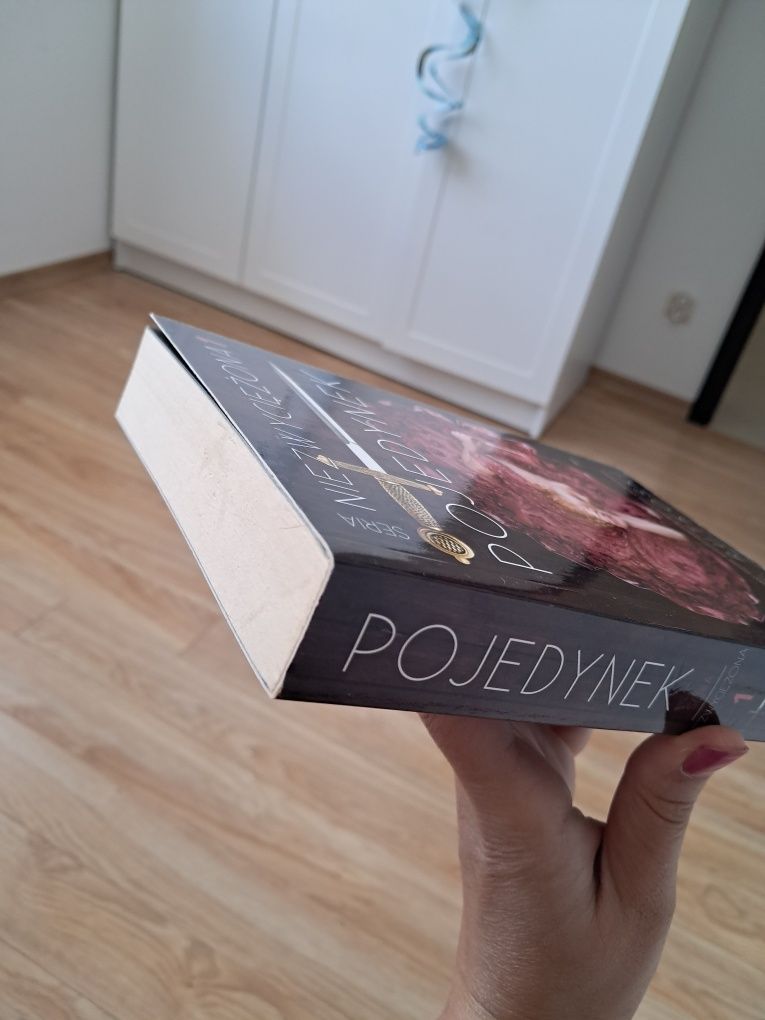 Marie Rutkoski "Pojedynek".