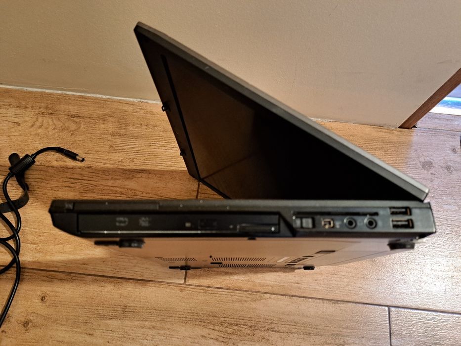 Laptop Dell Precision M4500 15.6" I7 8GB 128GB NVIDIA