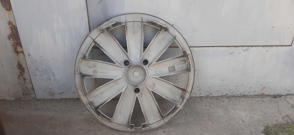 Диски 5 112 R16 VW Original з гумою 205/55 R16 зима ковпаки VW ориг.