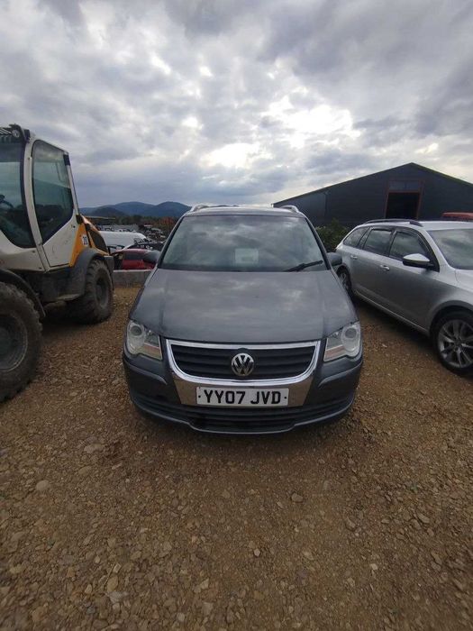 Продам Туран 1.9 TDI 2007 р механіка Touran 1.9