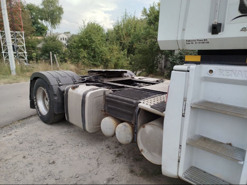 Тягач Рено Магнум 2005 року Євро-3