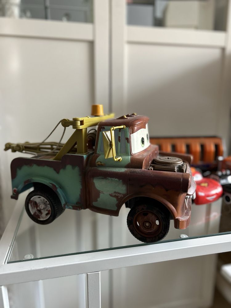 Mega paka Zestaw autek zygzak mcQueen złomek hot wheels ciężarówka