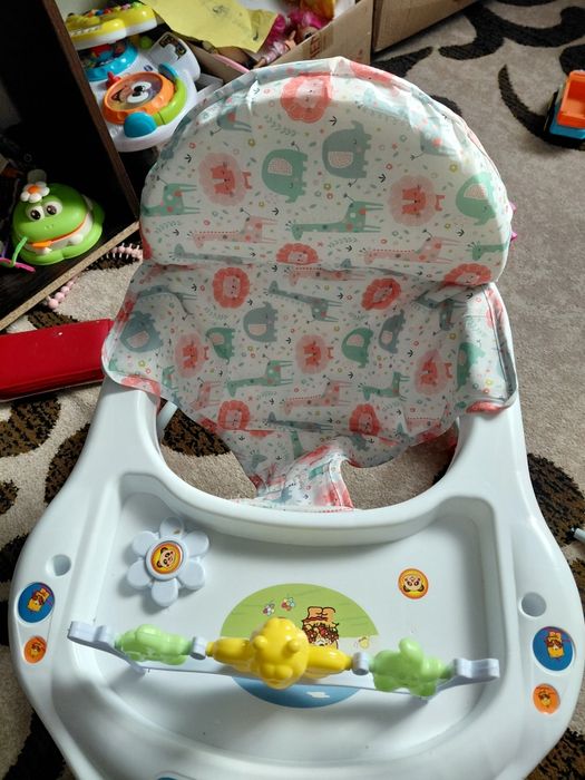 Продам ходунки дитячі