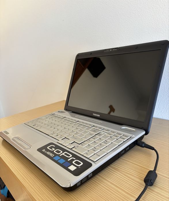 Toshiba Satellite L500-13W | Pentium Dual-Core | 4GB RAM | 240GB HD