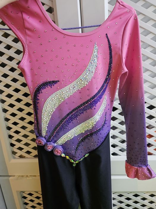 Продаж комбінезонів для художньої повітряної гімнастики