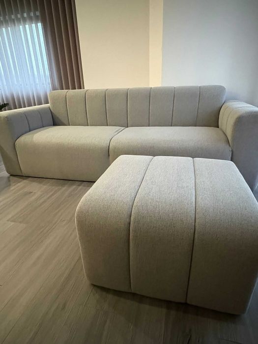 Sofá + Puff da marca Cabeceiras