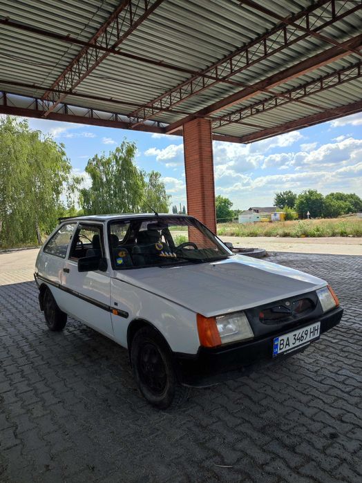 Продаю ЗАЗ Таврія 1102