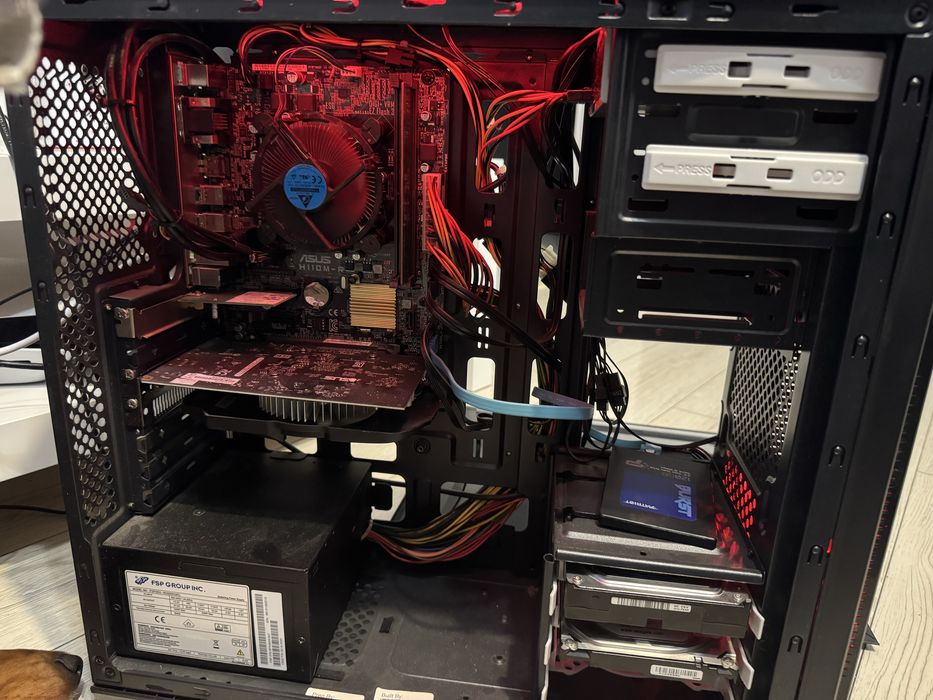Komputer stacjonarny gamingowy