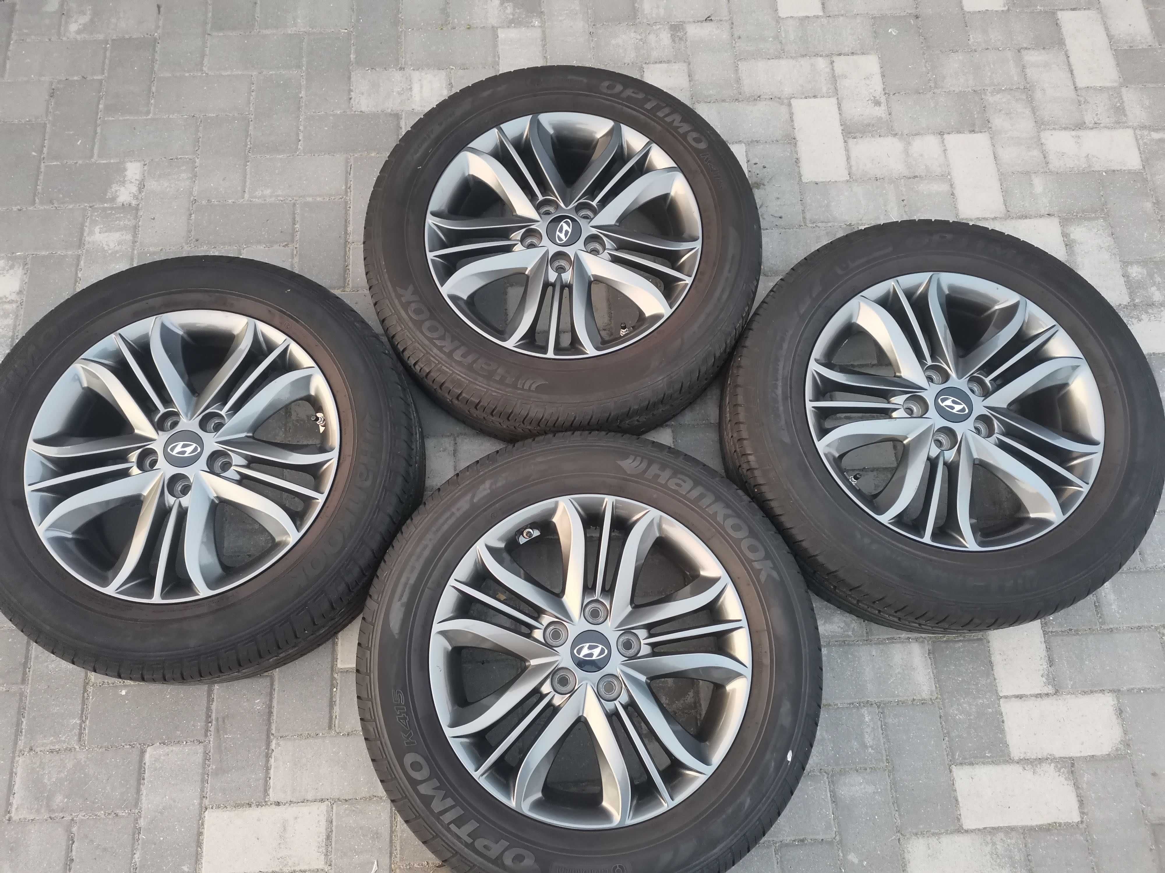 Felgi HYUNDAI IX35 Tucson i30 i40  6,5Jx17H2 5x114,3 ET51 TMPS