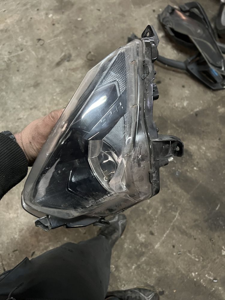 Yamaha xmax 125 lampa reflektor 14-17