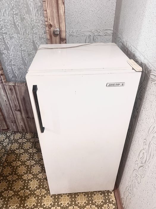 Продам холодильник « Днепр 2»