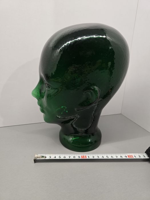 Szklana głowa kolorowe szkło ciemna zieleń.