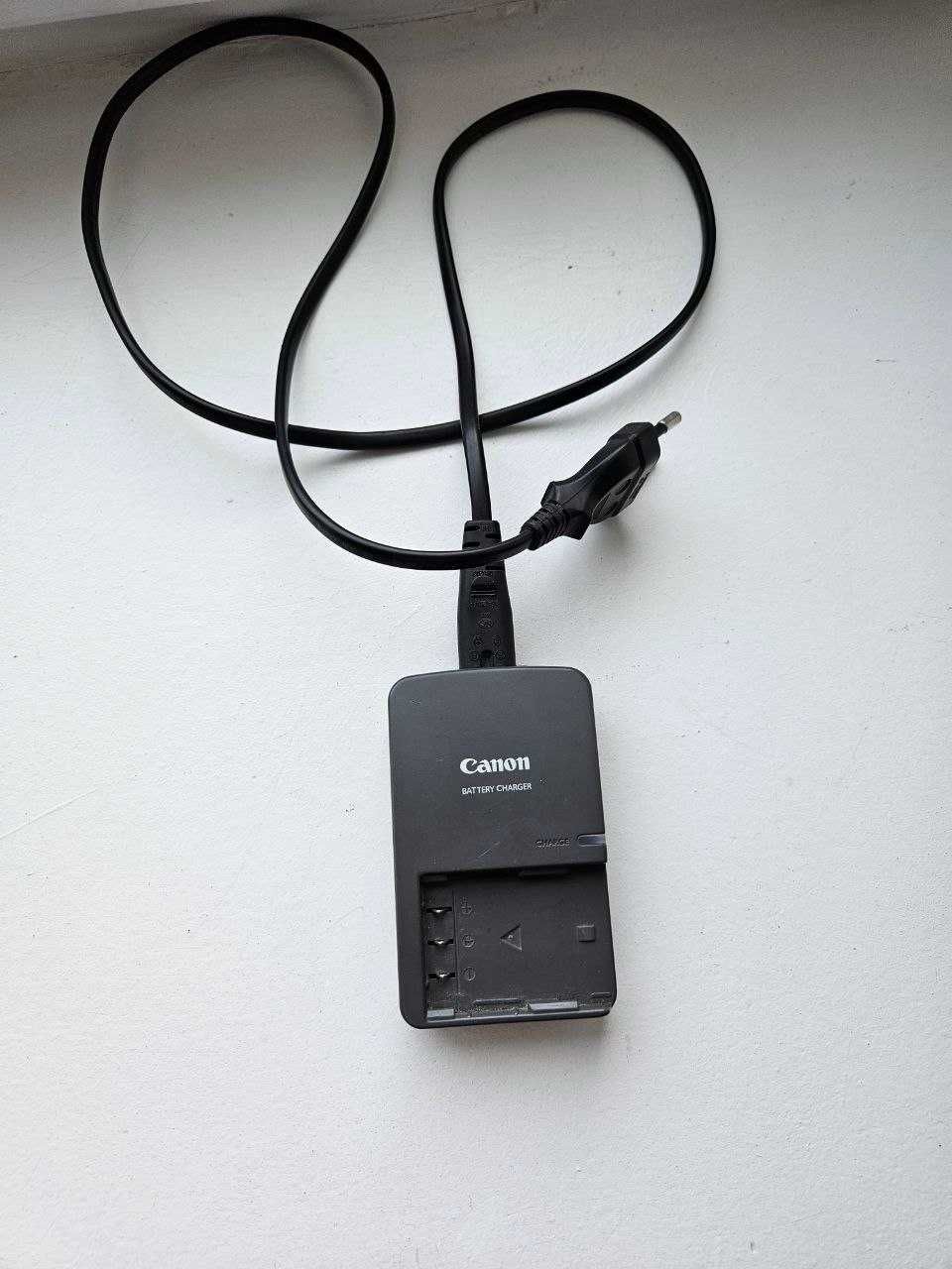 Зарядний пристрій до фотоапарата Canon CB-2LWE   EOS 350D, EOS 400D.