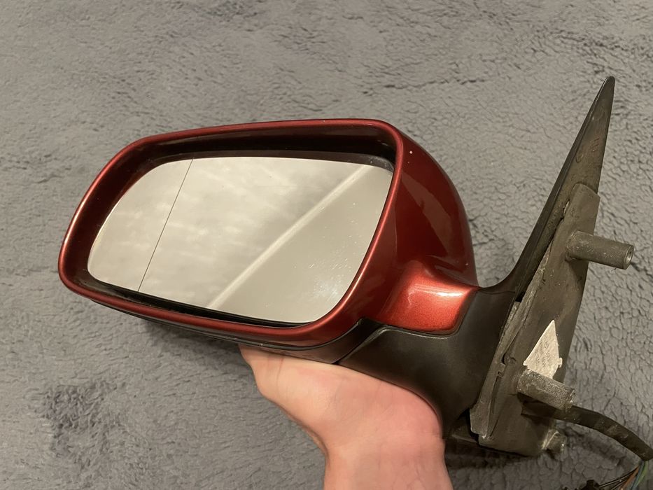 Дзеркало škoda octavia