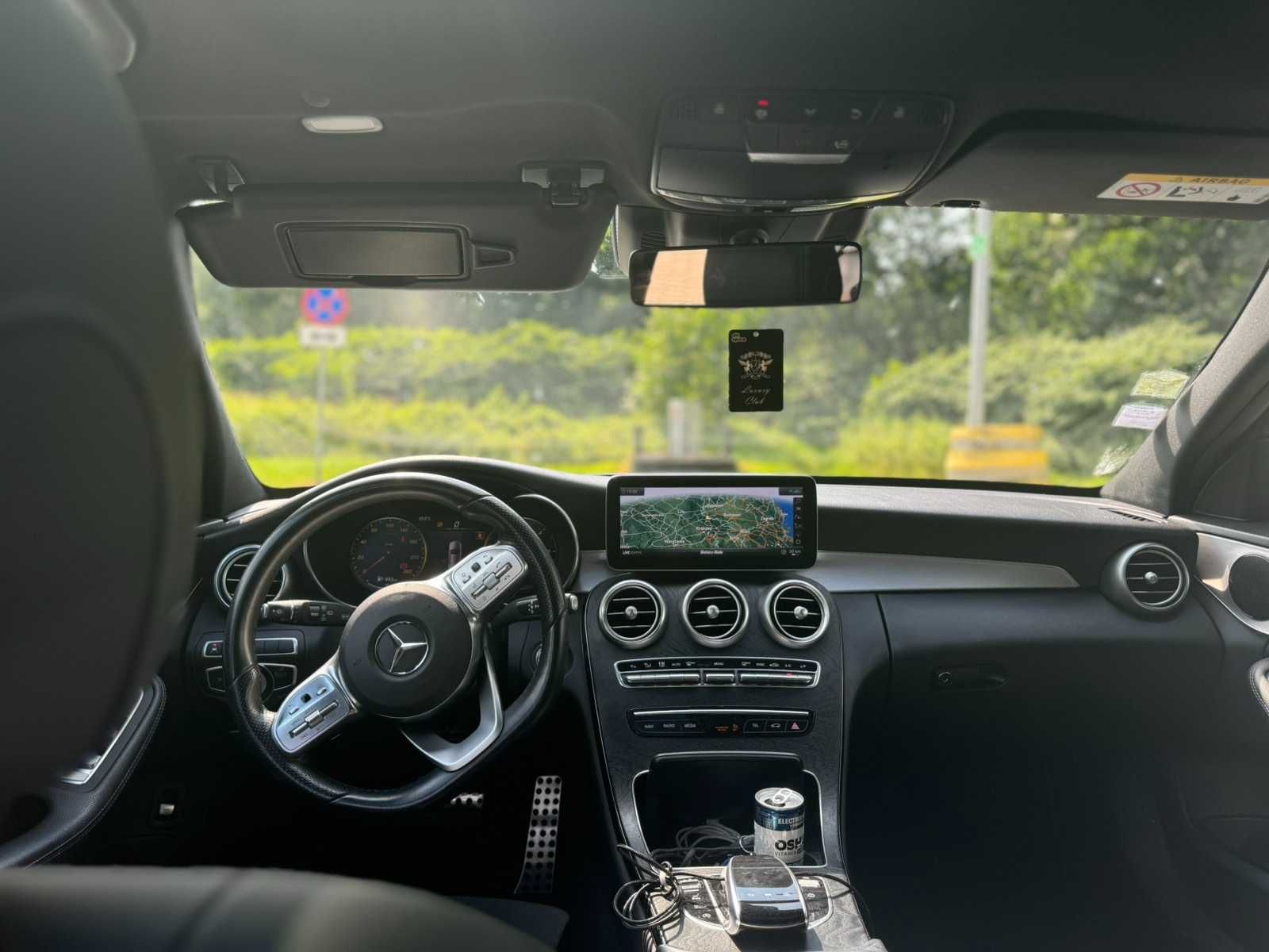 Wynajem Wypożyczalnia Samochodów Osobowych Mercedes C200 Automat