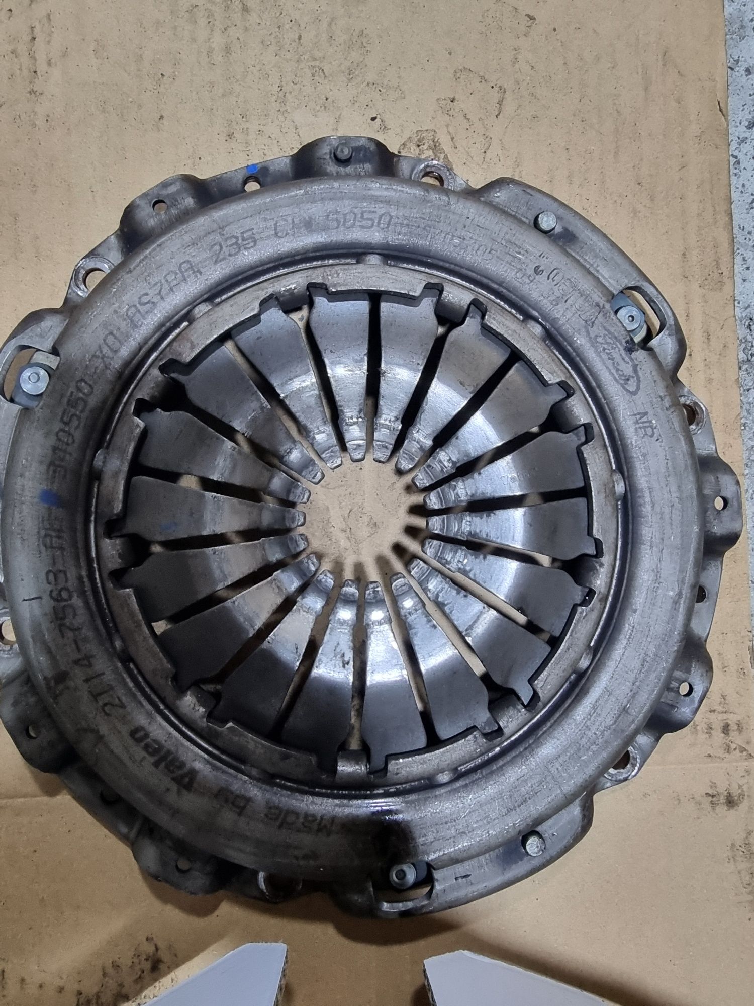 Корзина сцепления Ford Transit Connect