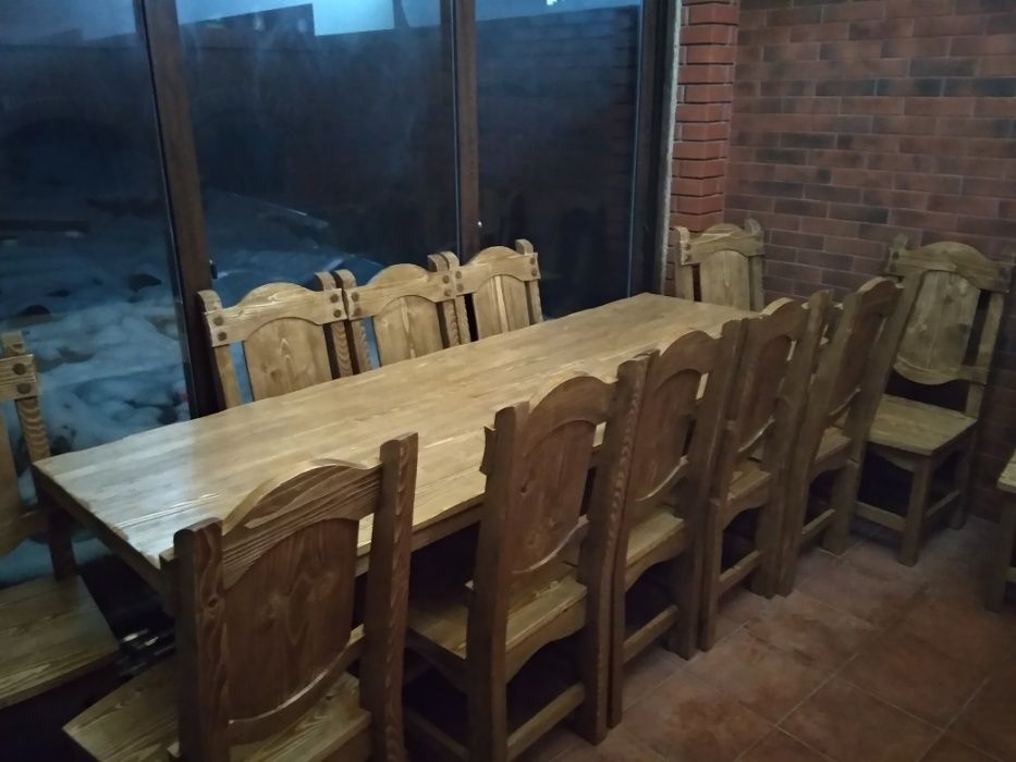 Меблі під старовину