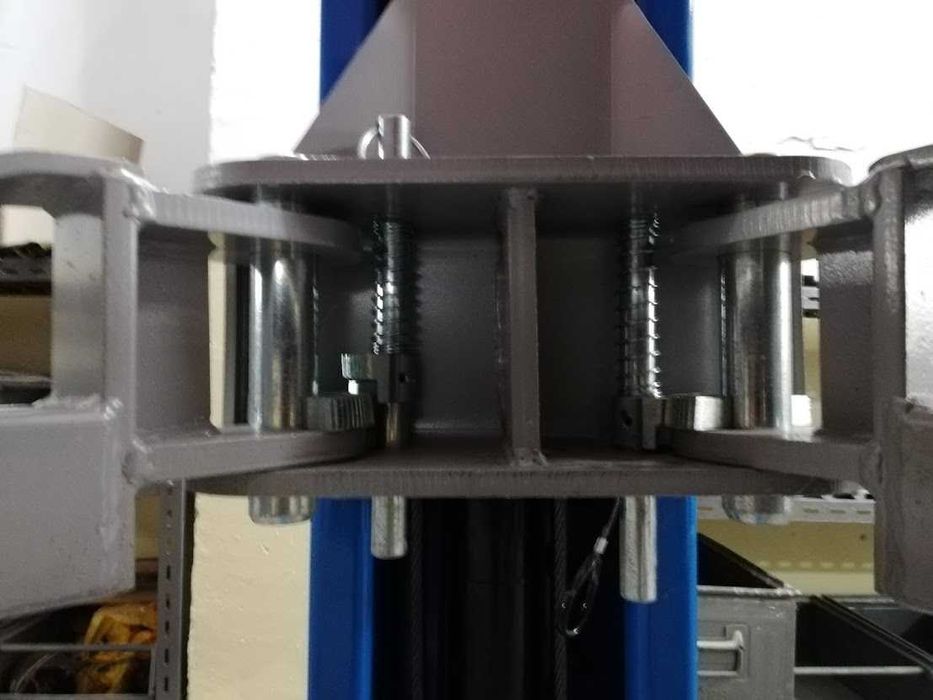 Підйомник гідравлічний авто подъёмник 220в/380в 4 тонны ECOLIFT 1800$