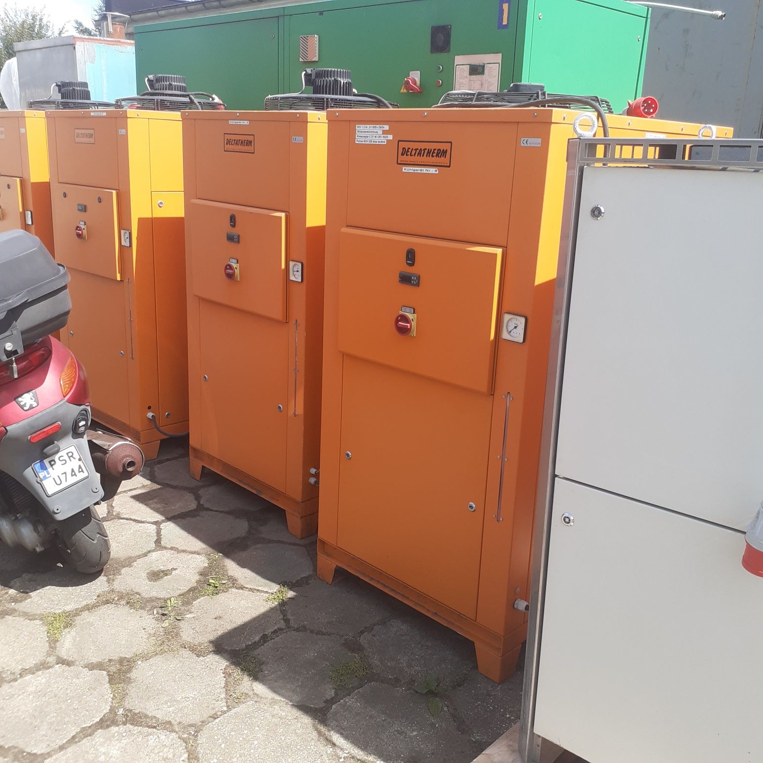 DELTATHERM chiller schładzalnik agregat wody lodowej wtryskarka