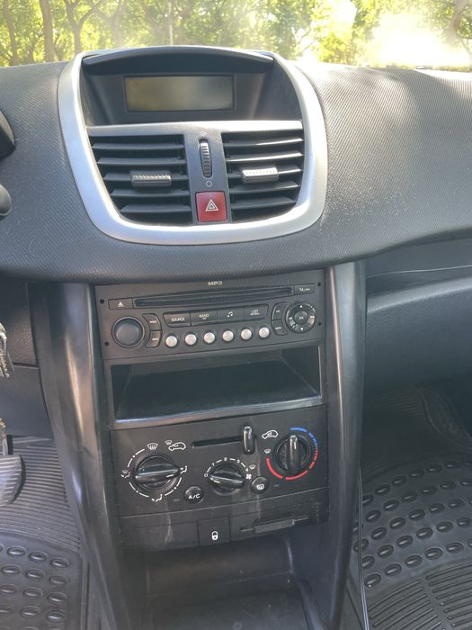 Peugeot 207 1.4 95cv