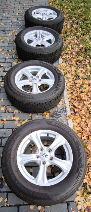 Felgi aluminiowe i opony zimowe Hyundai 5x114.3 
215 70 R16