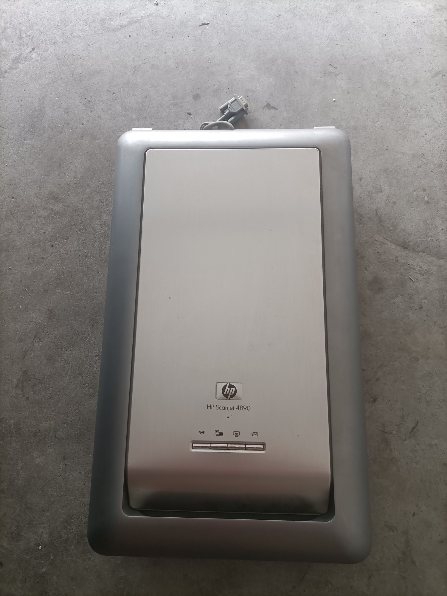 Scanner HP modelo 4890
